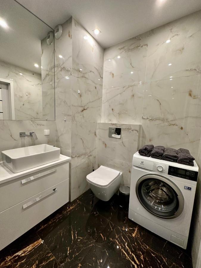 Sdh 4 Radzymin Comfortable Apartment Near Warsaw ภายนอก รูปภาพ